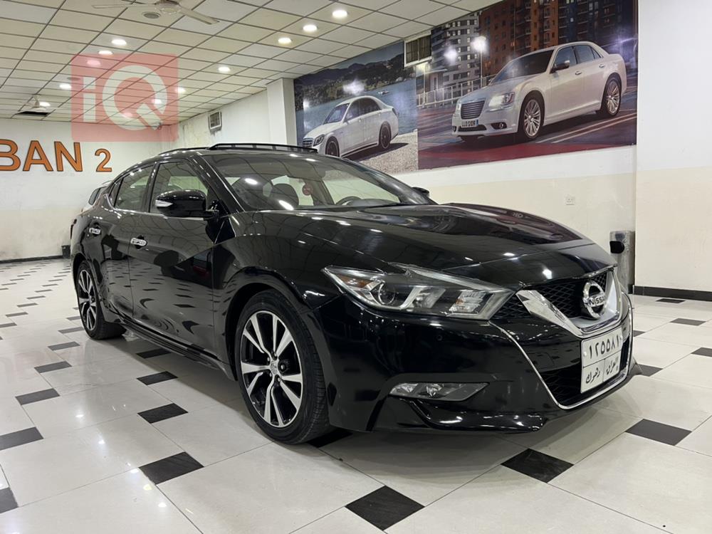 Nissan Maxima